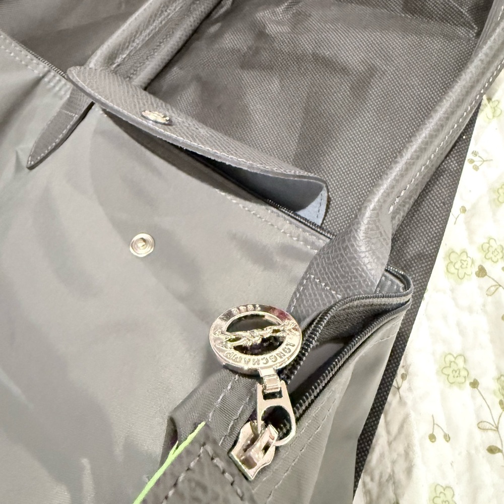 Longchamp Gray Shoulder Bag - Picture 4 of 5